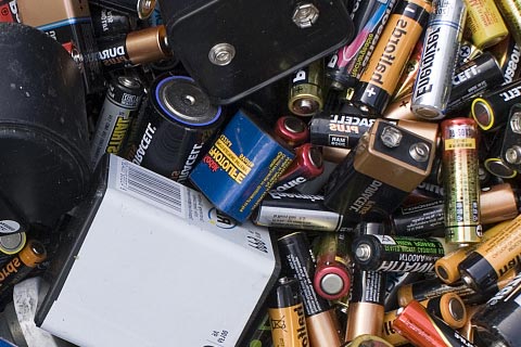 [天台南屏乡三元锂电池回收价格]旧电瓶回收多钱一个-钛酸锂电池回收